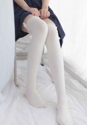 久久综合国产精品_十万网红美女美酱