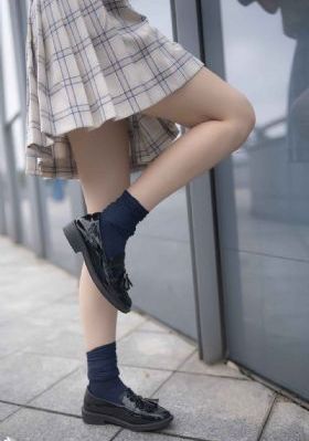 欧美高端女装上衣_BD英语完整在线观看