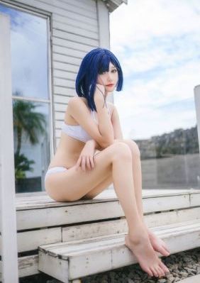 欧美秋冬连衣裙长袖_超清免费高清观看